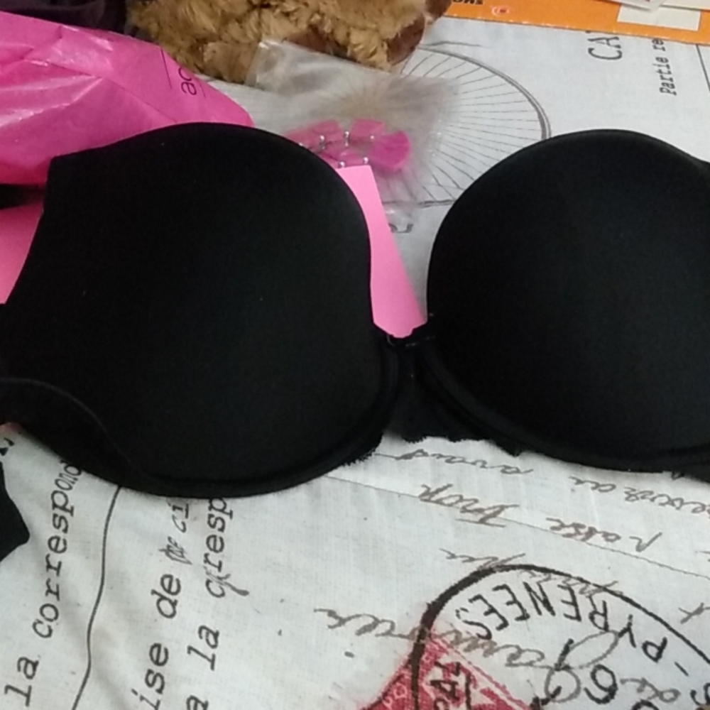 Torrid black underwires bra 40B